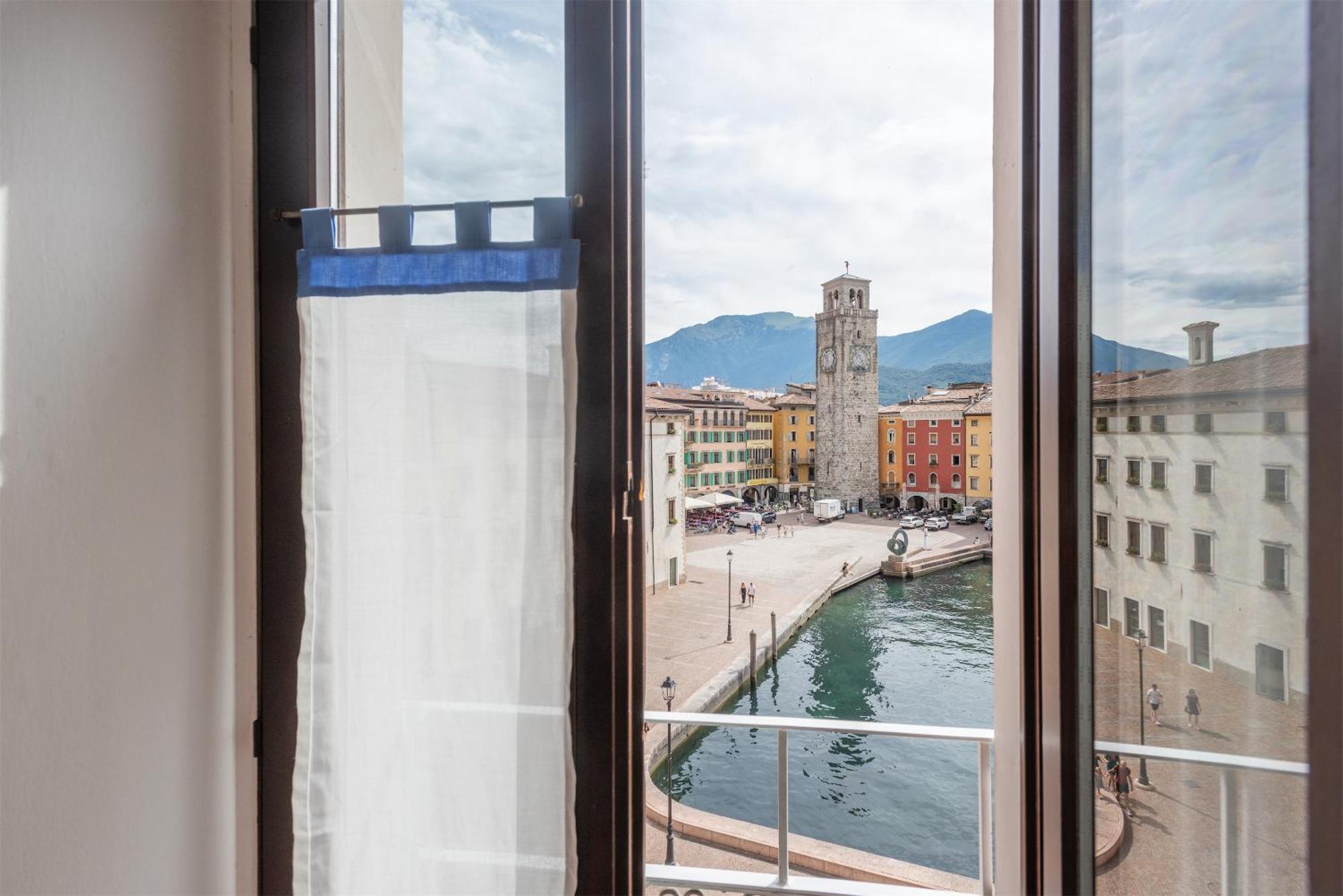 Casa La Torre, The View On The Lake Riva del Garda Exterior foto