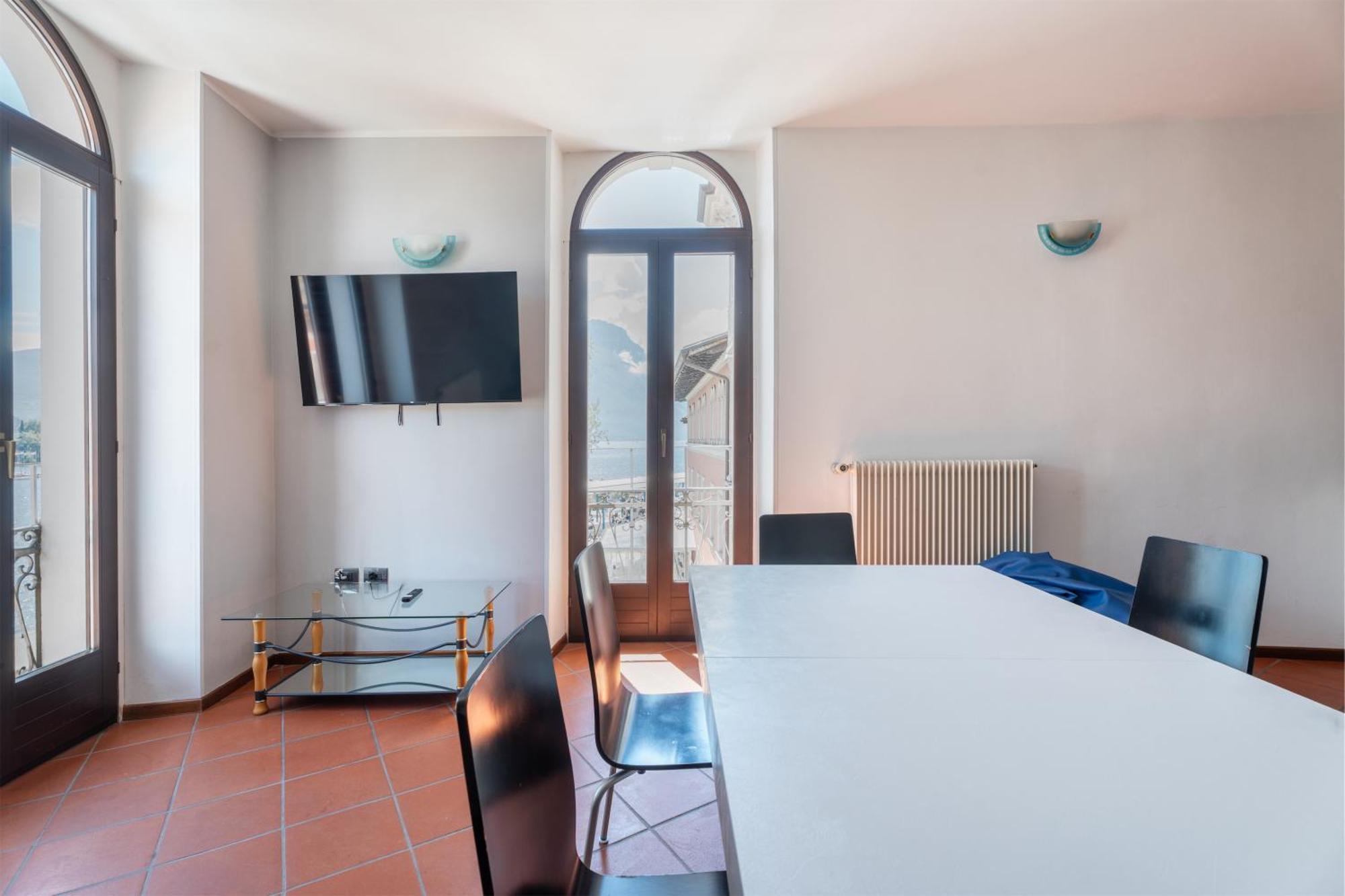 Casa La Torre, The View On The Lake Riva del Garda Exterior foto