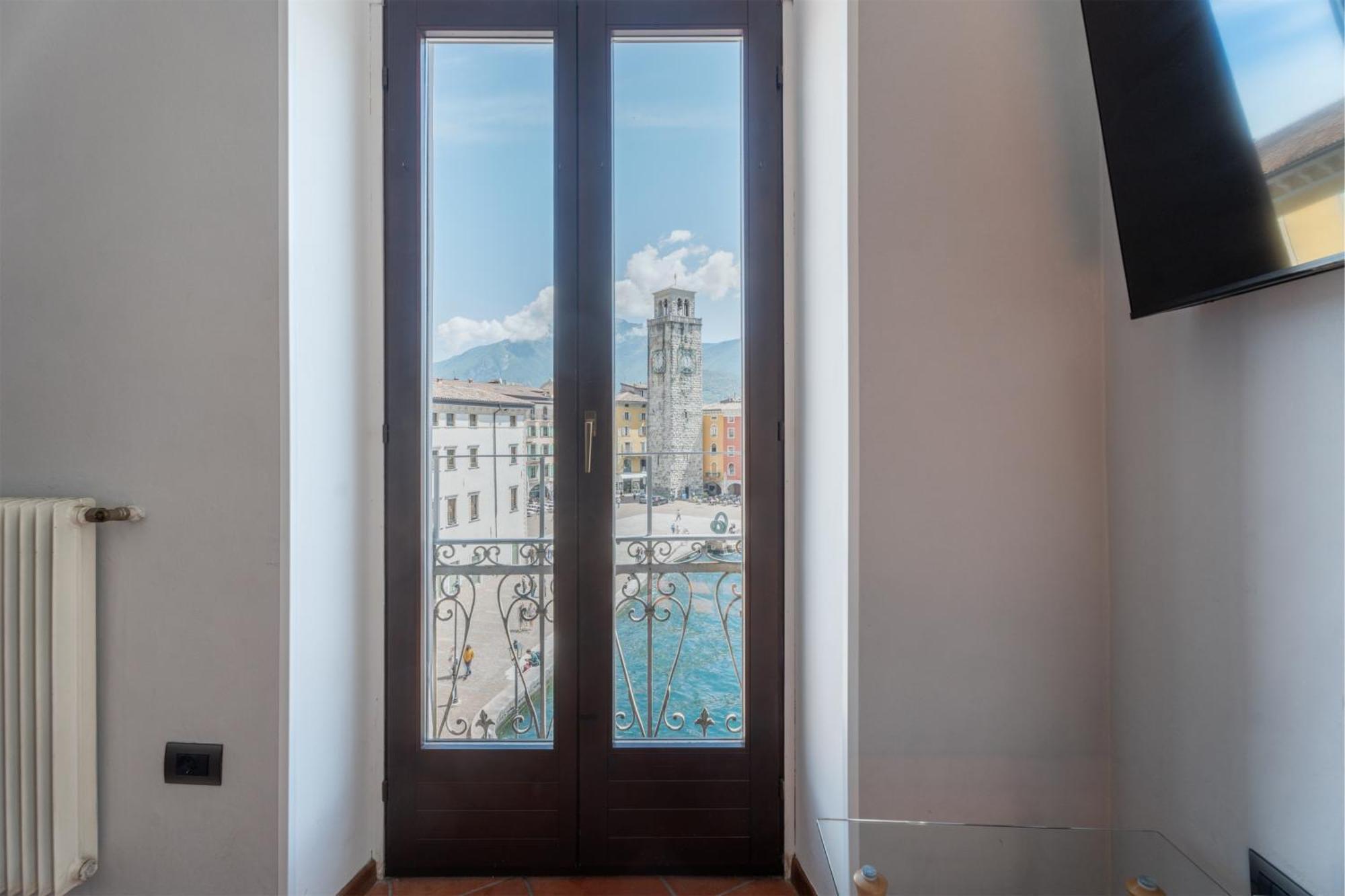 Casa La Torre, The View On The Lake Riva del Garda Exterior foto